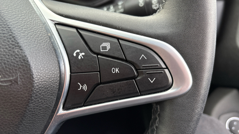 Renault Clio 1.0 TCe 90 Iconic 5dr Petrol Hatchback